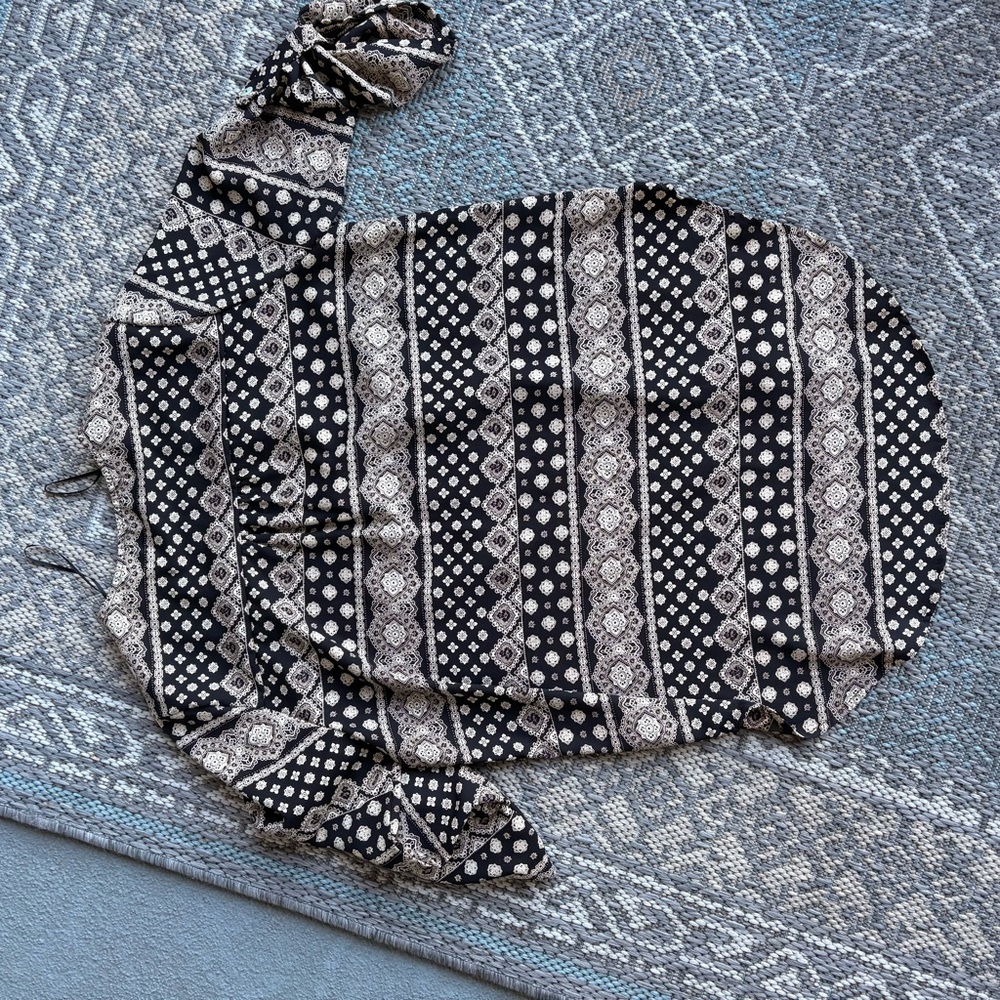 Black and Tan Button Up Blouse - Picture 2 of 2